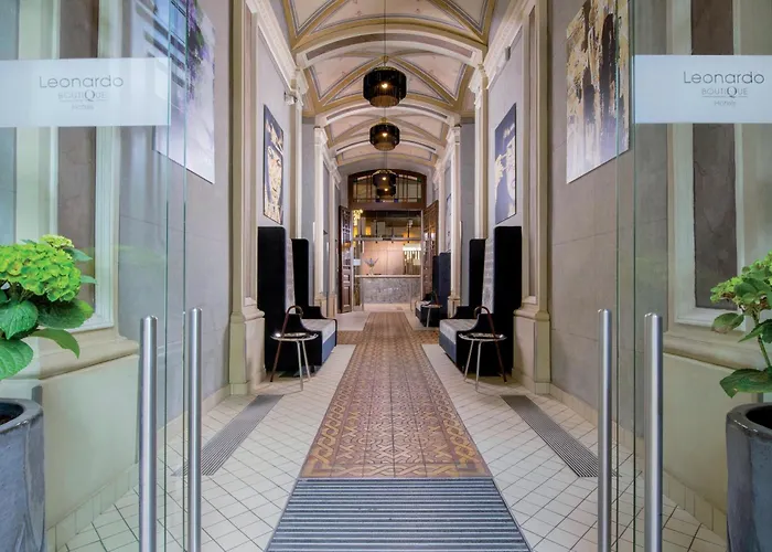 Hotel Legend